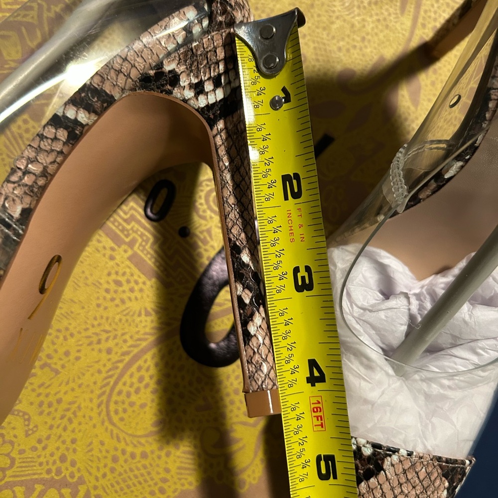 Mix No. 6 • Snakeskin and Clear Heels • 7M - Picture 3 of 8